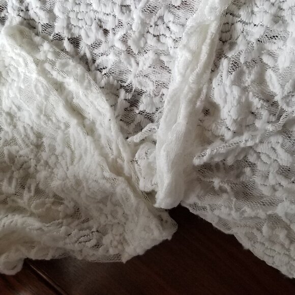 Women's cover-up - Picture 3 of 5